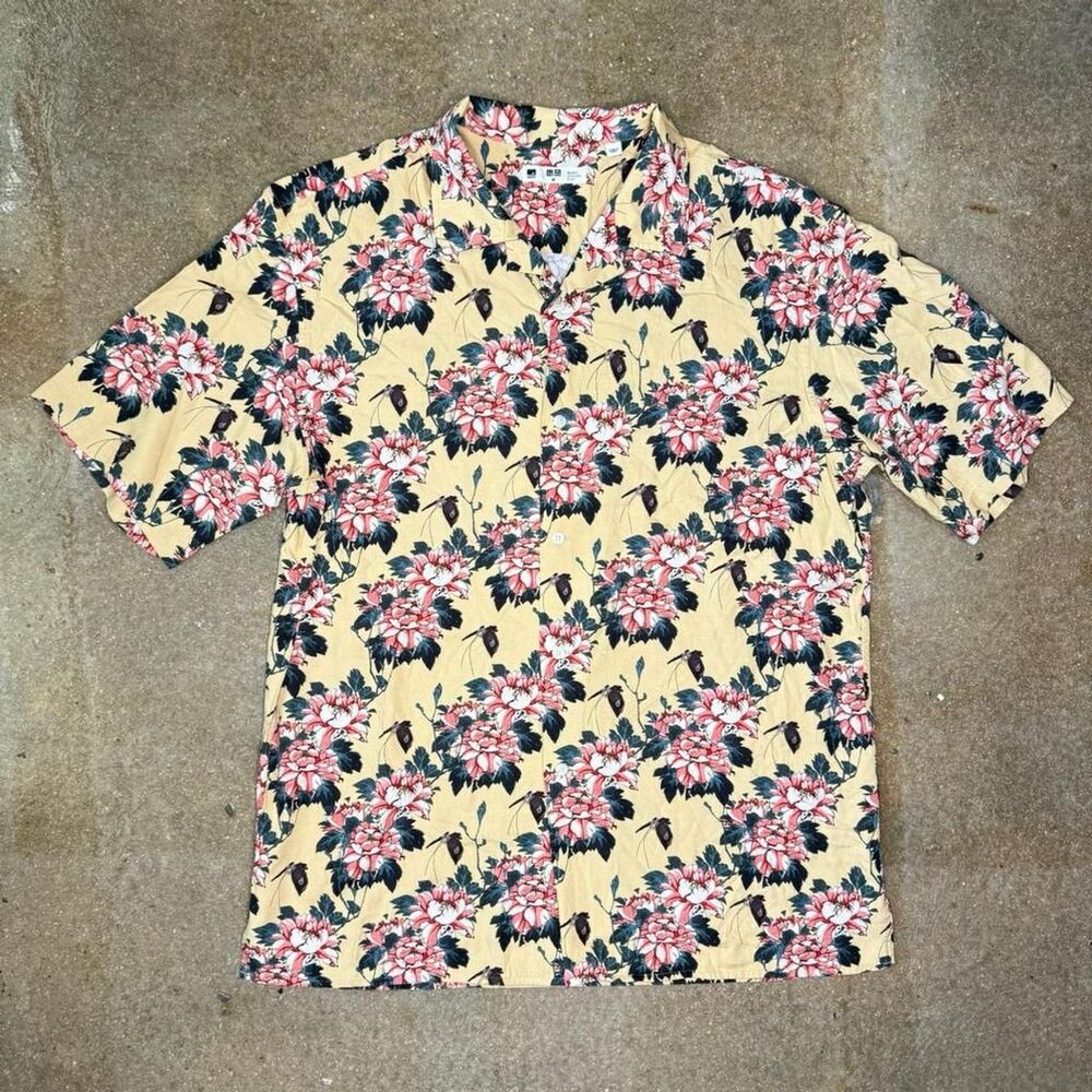 Uniqlo x Museum of Fine Arts Boston floral button up shirt
